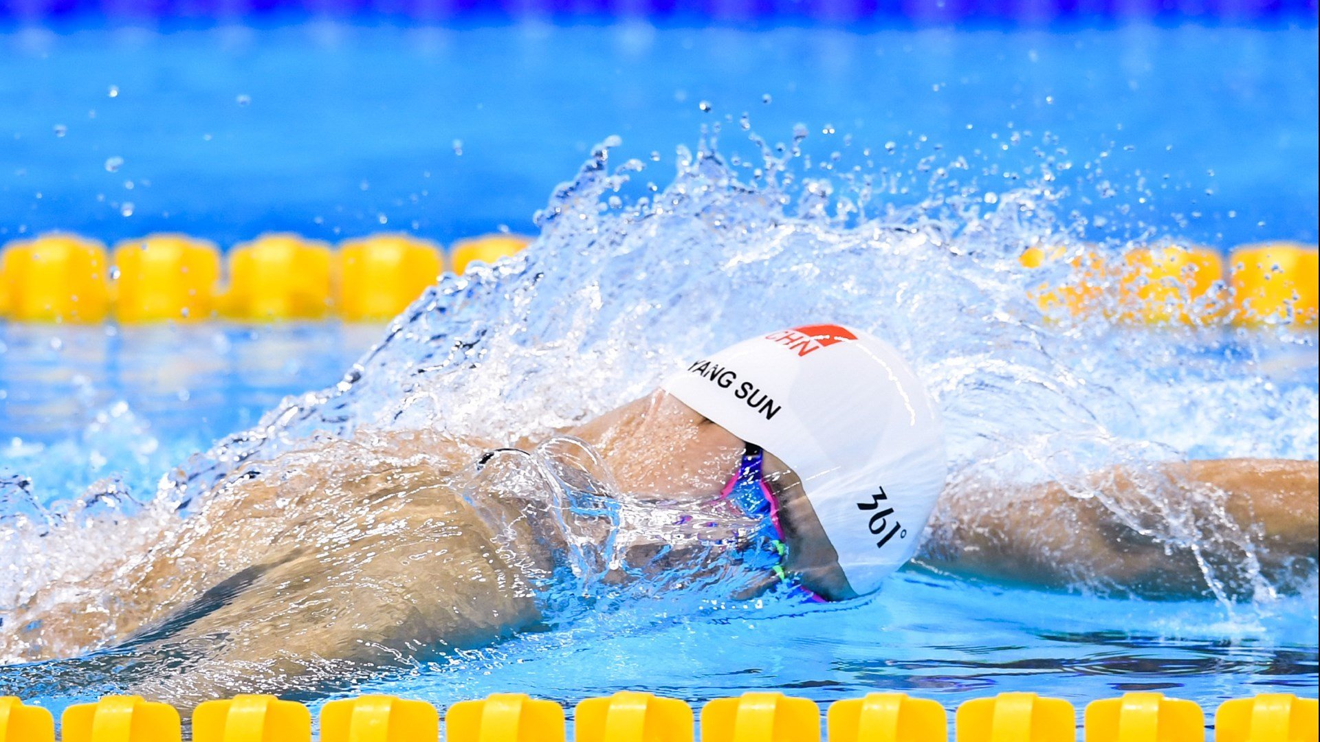 “舞步疾风，挑战极限！金牛区城北体育馆成全球运动舞蹈高手的竞技舞台”